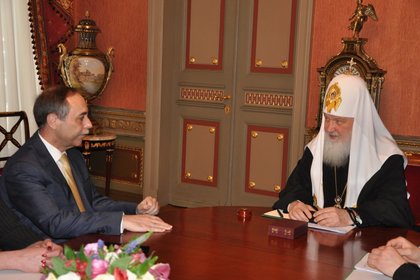 Среща на българския посланик с патриарха на Москва и цяла Русия
